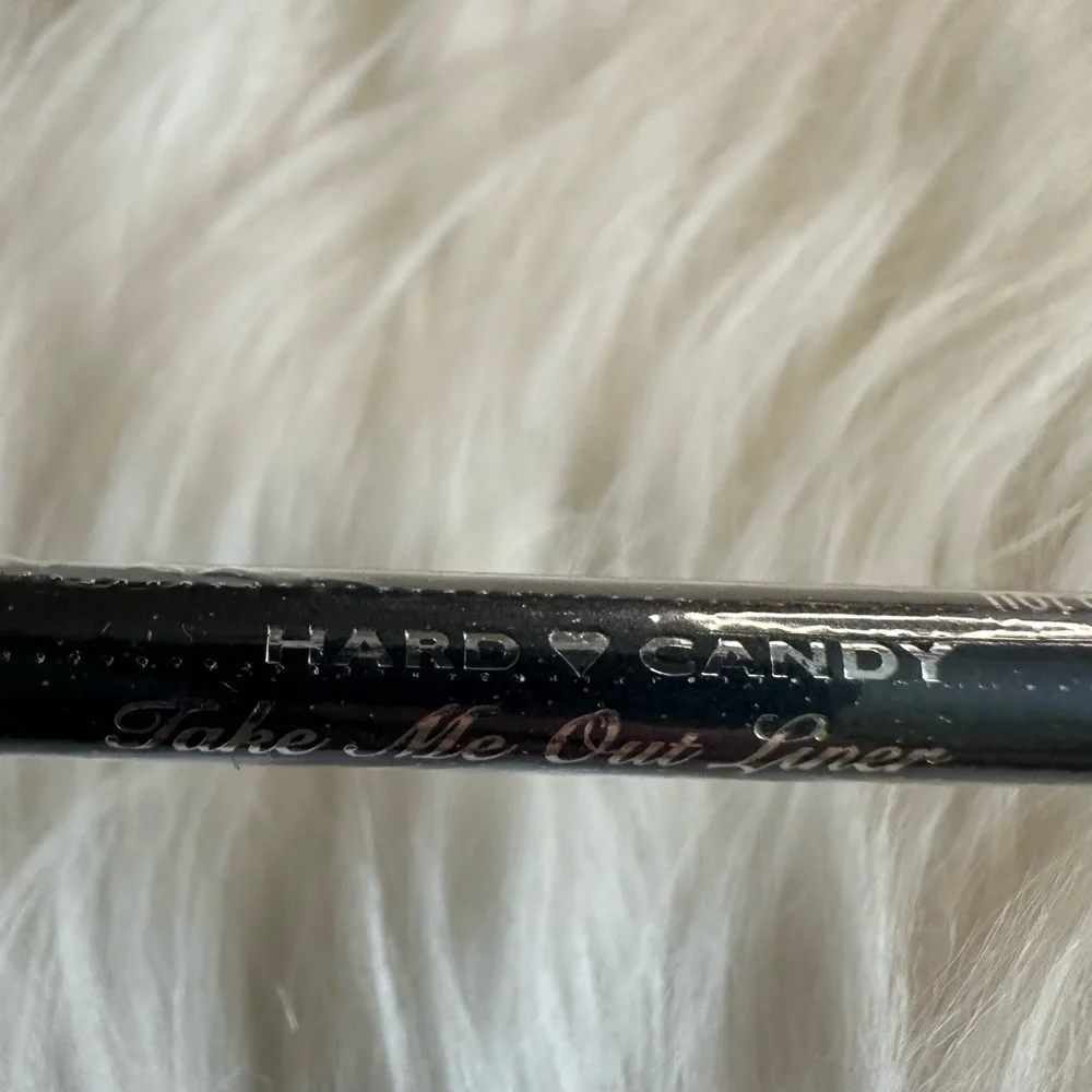 Hard Candy chic eyeliner